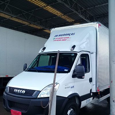 CARRETOS E TRANSPORTES REAL PARQUE (11) 4259-3692  